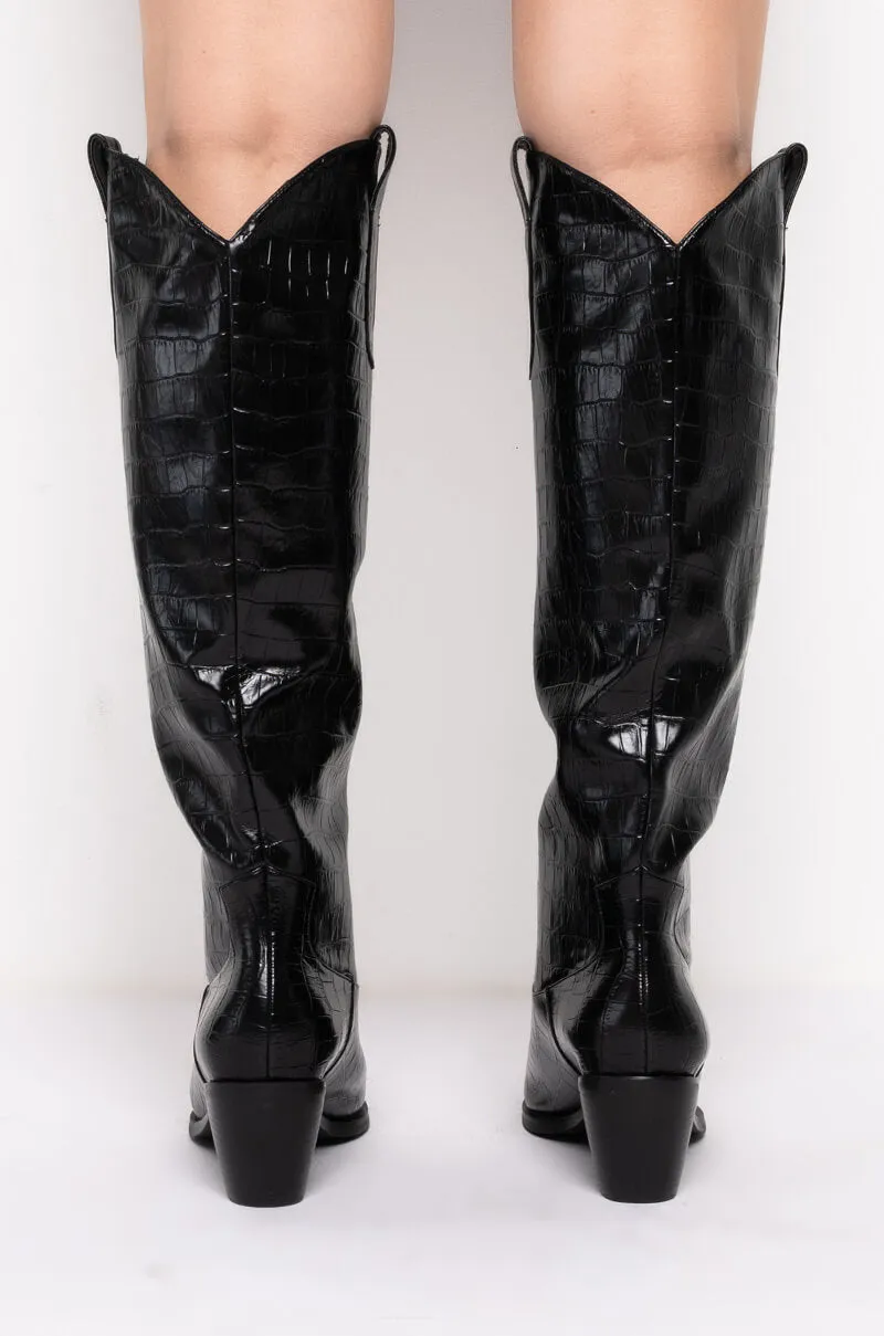 AZALEA WANG DOWN UNDER CHUNKY BOOT IN BLACK