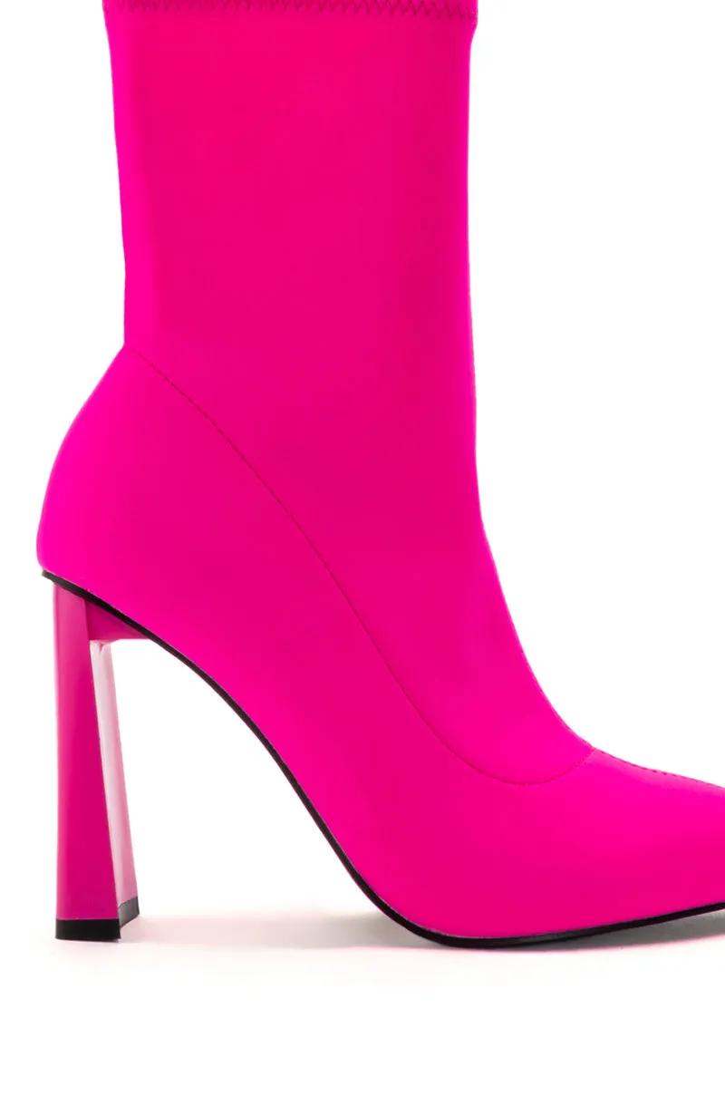 AZALEA WANG MOSCATO MESH CHUNKY BOOTIE IN PINK