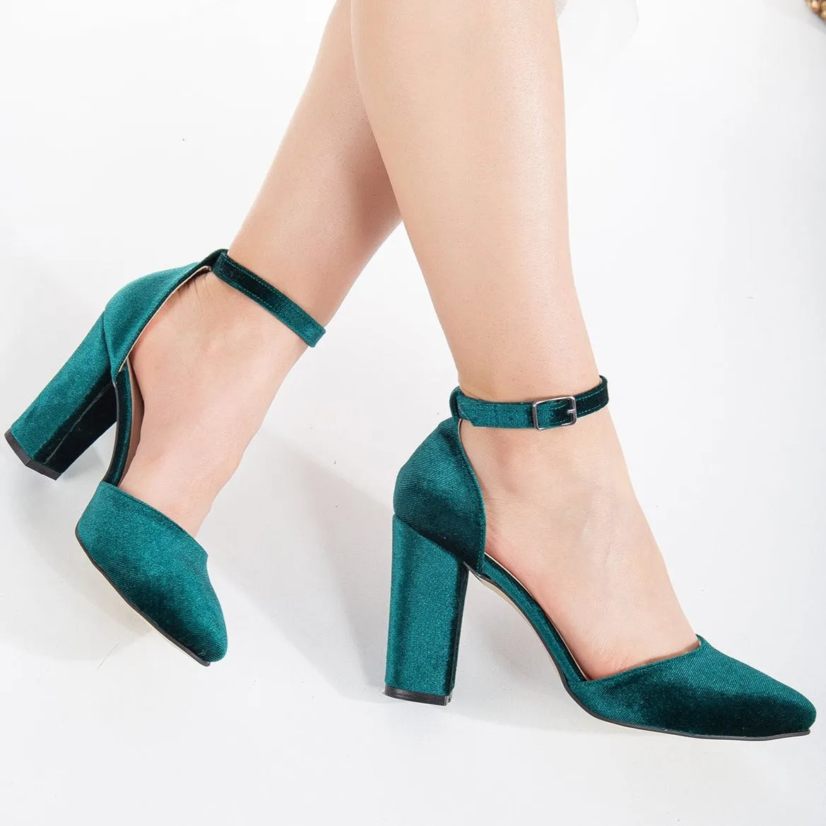 Denise - Emerald Green Heels with Pearls