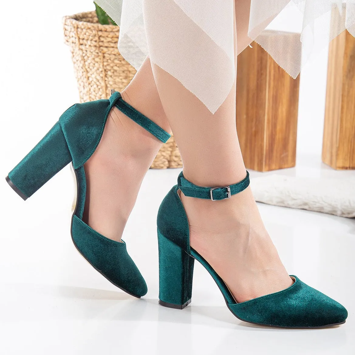 Denise - Emerald Green Heels with Pearls