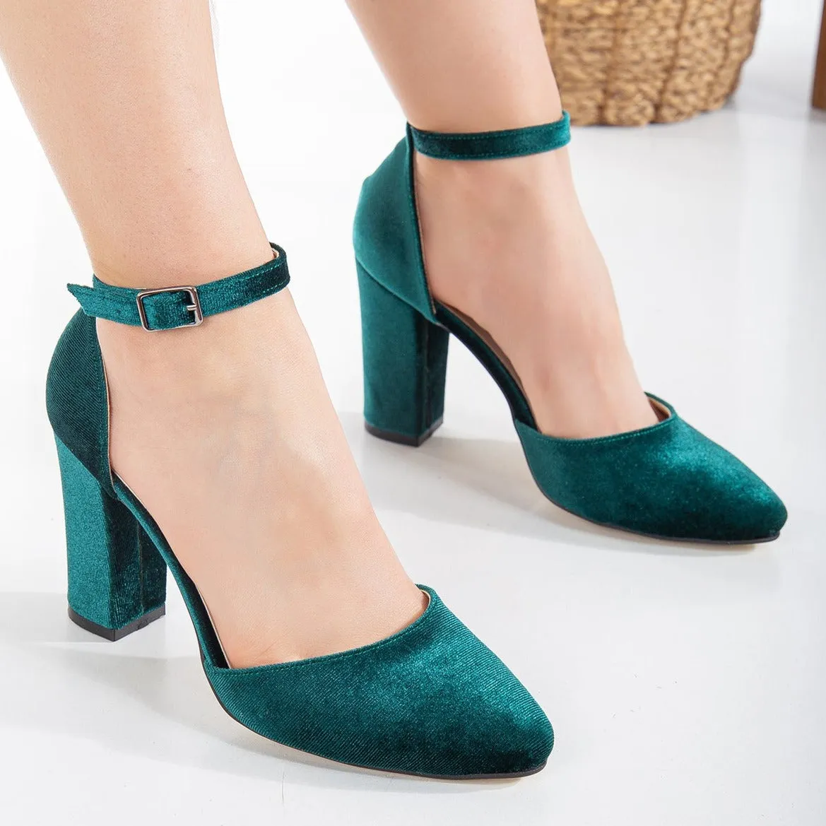 Denise - Emerald Green Heels with Pearls